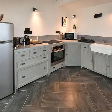 بيت للعطل 1 Bedroom Pet Friendly In إيغيزه