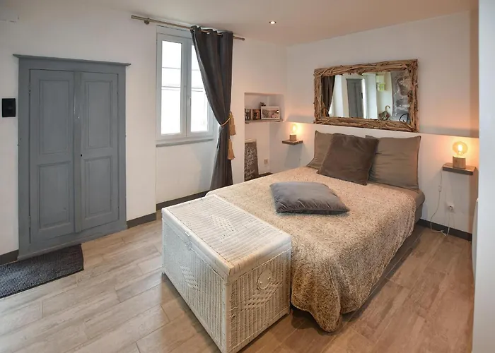 1 Bedroom Stunning In 펜션 에게즈